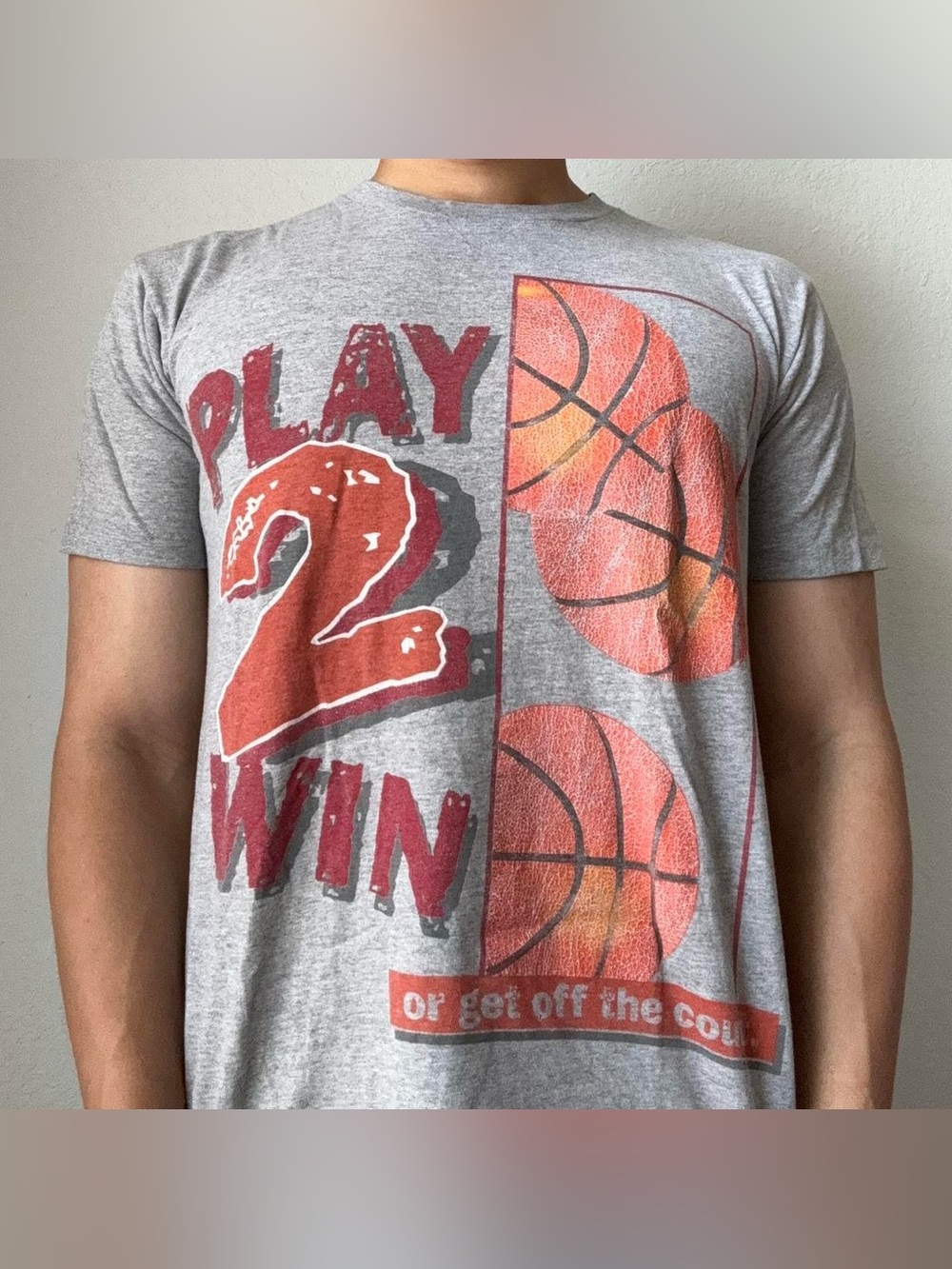 Vintage 1990s Play 2 Win Basketball Graphics Grey Tee Shirt
